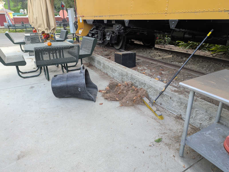 Seating bench area cleanup